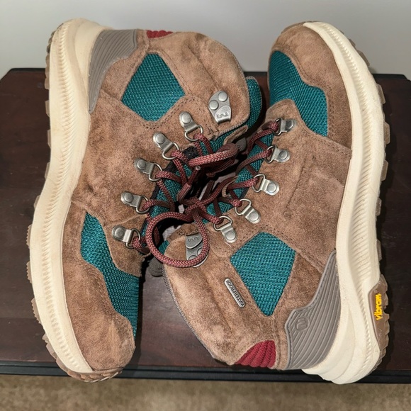 Merrell Hiking Boots - Picture 14 of 15